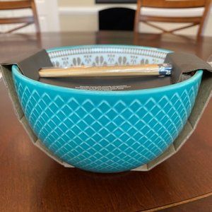 Signature Housewares 26-Ounce Noodle Bowls With Chopsticks - Turquoise